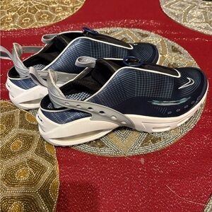 Women’s Nike Air Max Craze